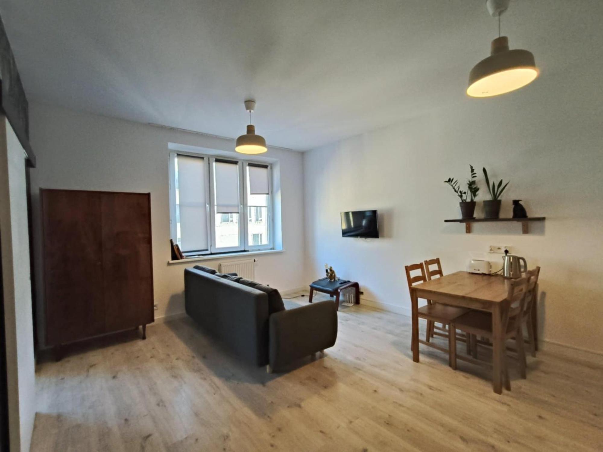 Parrot'S Apartment, Krakow